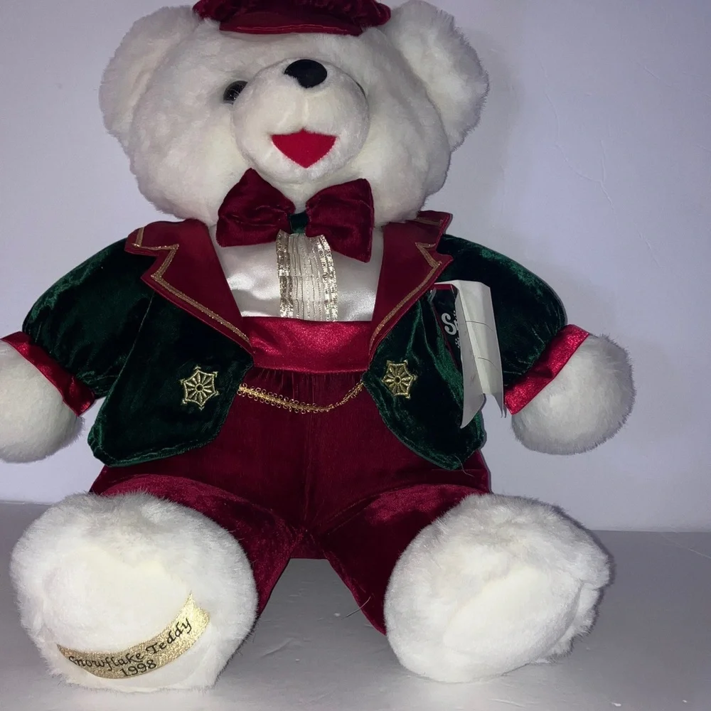 1998 Snowflake Teddy Bear with Red and Green Outfit‎ & Hat